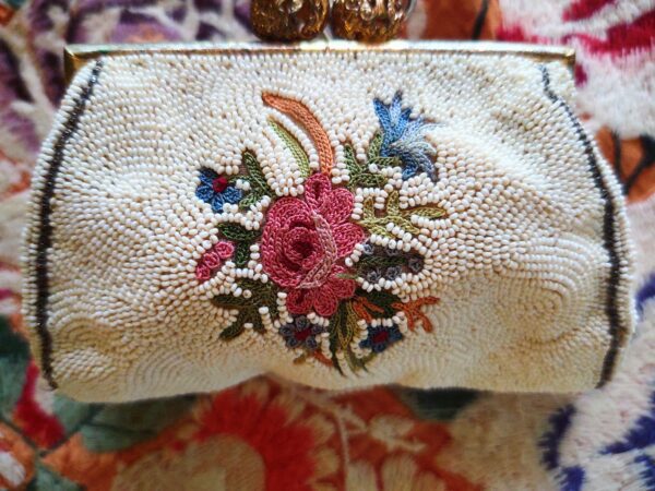 Le Petit Change Purse with Beads and Threads Embroidery